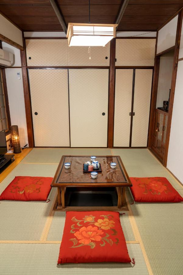 【箱根湯本】日本家屋・箱根湯本駅から徒歩15分、芸者教師の家 Хаконе Экстерьер фото